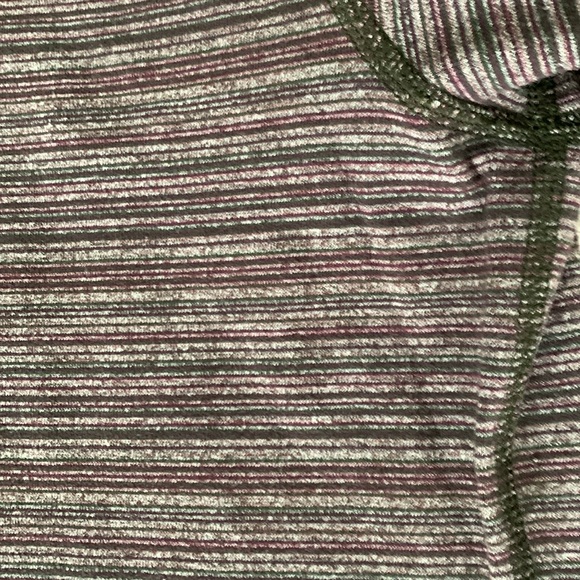 Men’s Large Lululemon quarter zip - Picture 3 of 4